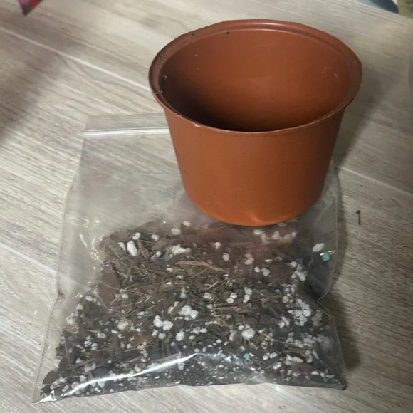 Vintage Newcor Countryside Stoneware Planter Kit - Picture 8 of 11